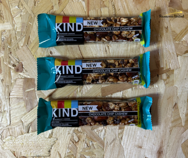 KIND chocolate chip Cashew Bar x3
